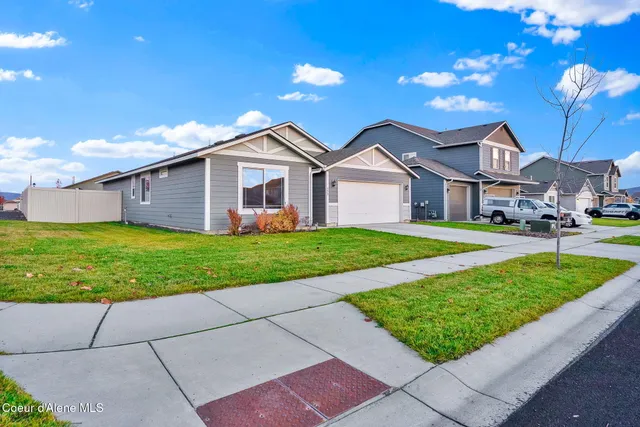 $525,000 | 333 East Penrose Avenue, Post Falls, ID 83854
