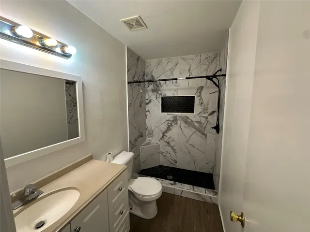 $2,000 | 6814 Cheshire Park Road, Houston, TX 77088