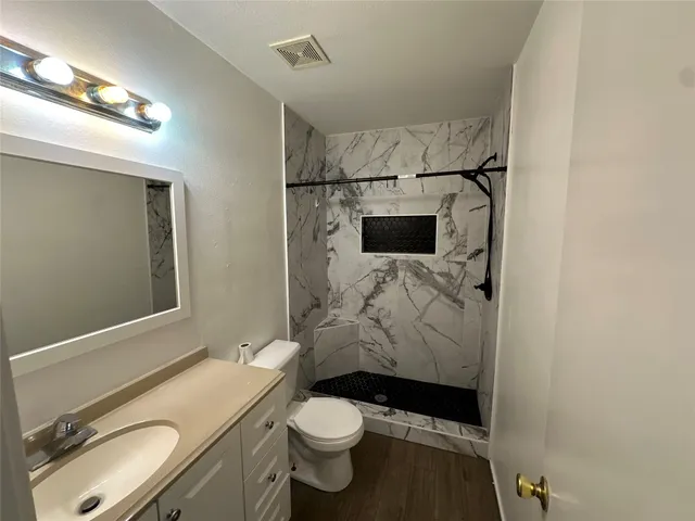 $2,000 | 6814 Cheshire Park Road, Houston, TX 77088