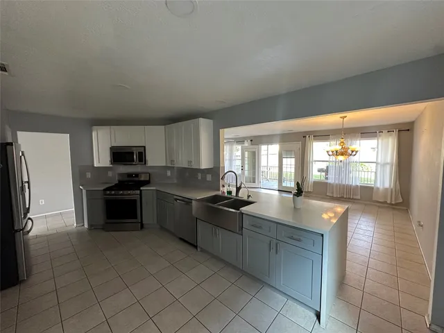 $2,000 | 6814 Cheshire Park Road, Houston, TX 77088