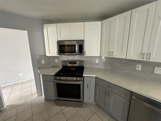 $2,000 | 6814 Cheshire Park Road, Houston, TX 77088