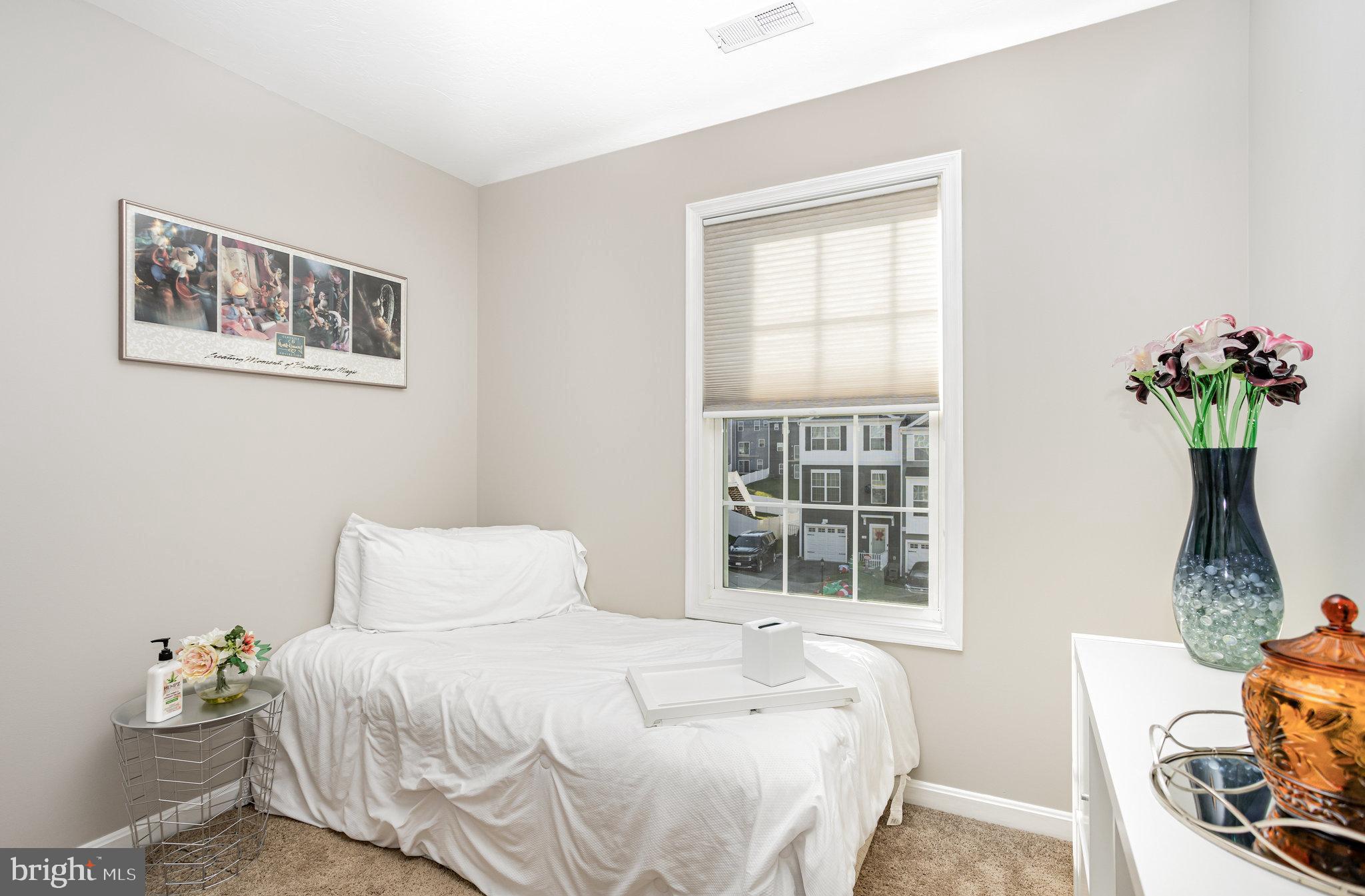 97 Overlook Dr. Hanover, PA 17331 - Photo 19 of 32 3rd Upstairs Bedroom