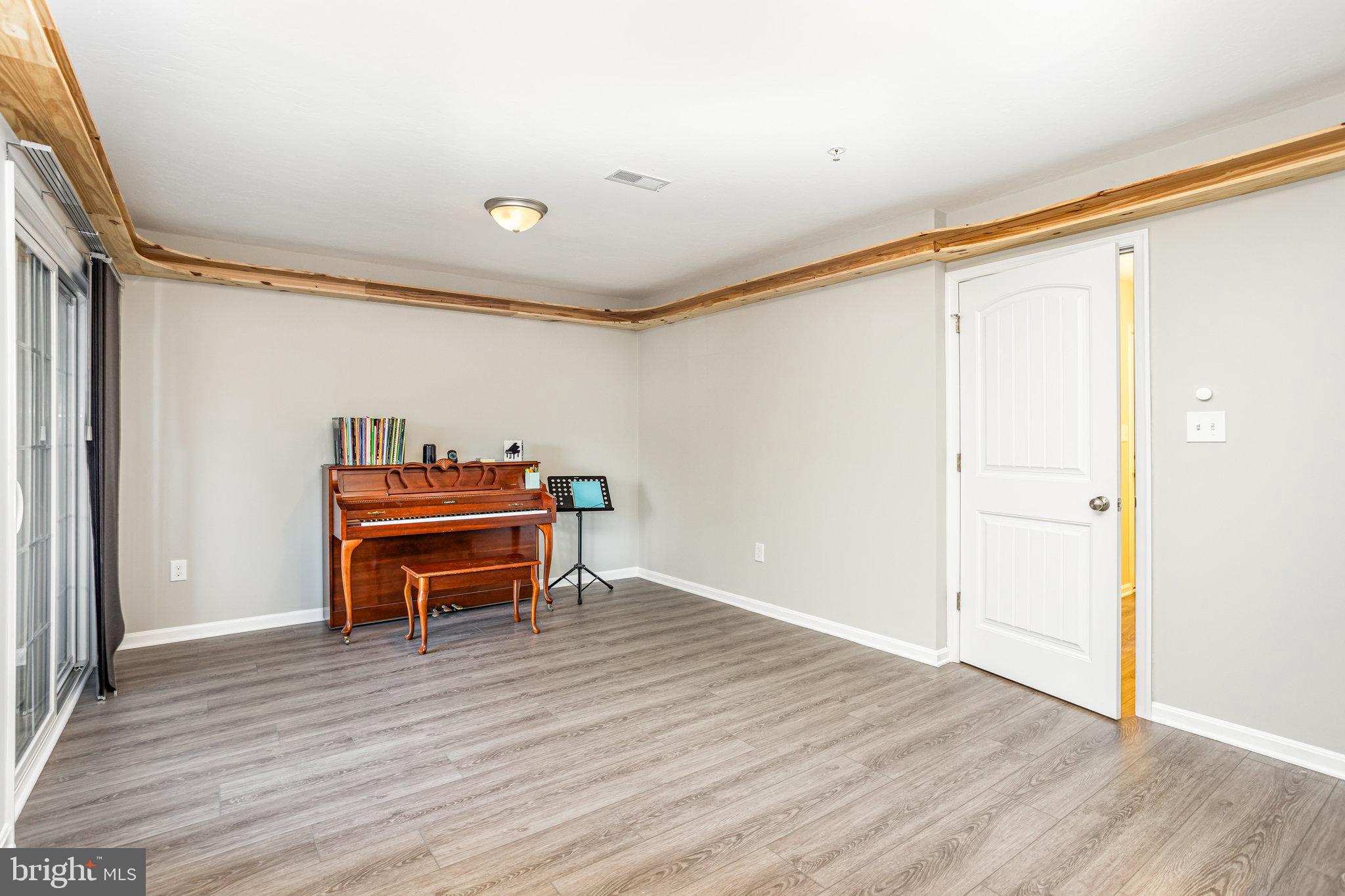 97 Overlook Dr. Hanover, PA 17331 - Photo 21 of 32 4th Bedroom on Entry Level