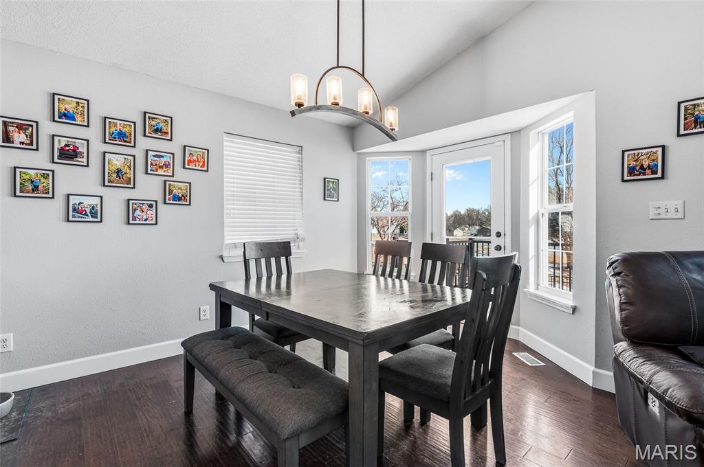 608 Sundance Trail Troy, IL 62294 - Photo 17 of 32