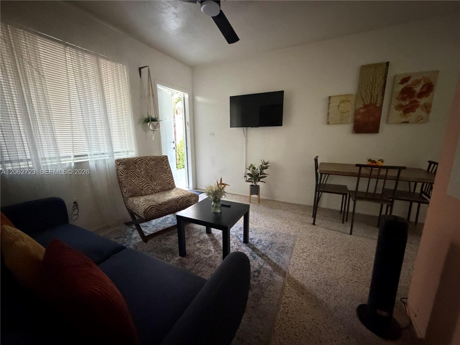 461 Southwest 6th Street, Unit 3 Miami, FL 33130 - Photo 3 of 8 Gallery Image 3