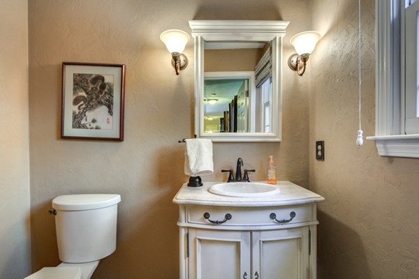 1 Dover Lane Lexington, MA 02421 - Photo 18 of 30 Gallery Image 18