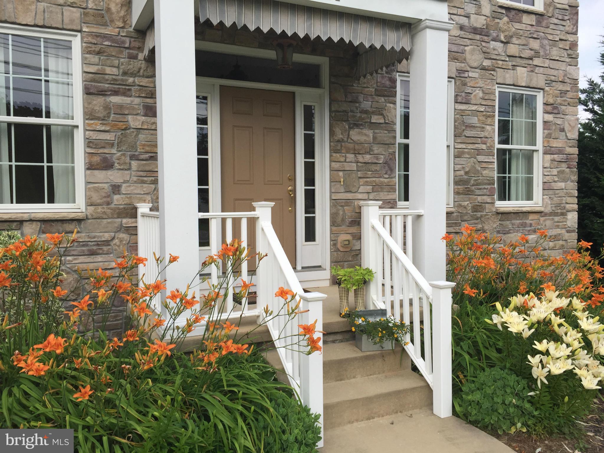 4614 Ridge Road Baltimore, MD 21236 - Photo 2 of 30 Exterior (Front)