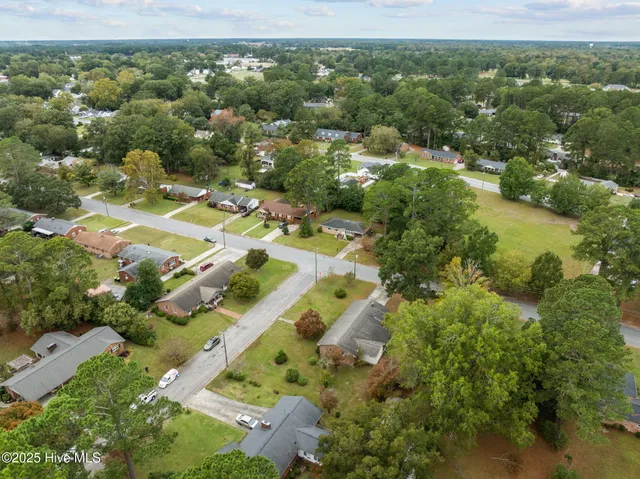 $240,000 | 3209 North Waverly Street, Farmville, NC 27828