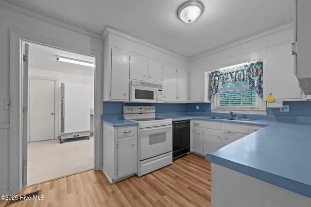 $240,000 | 3209 North Waverly Street, Farmville, NC 27828