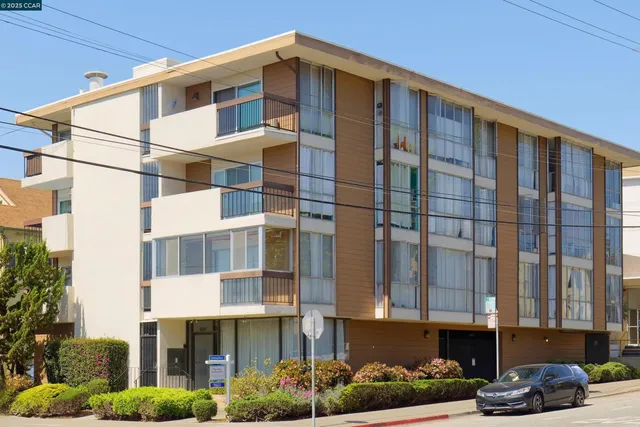 $375,000 | 4099 Howe Street, Unit 203, Oakland, CA 94611