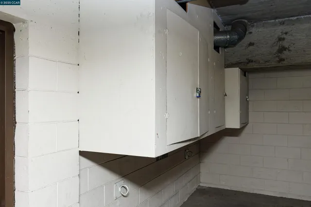 $375,000 | 4099 Howe Street, Unit 203, Oakland, CA 94611