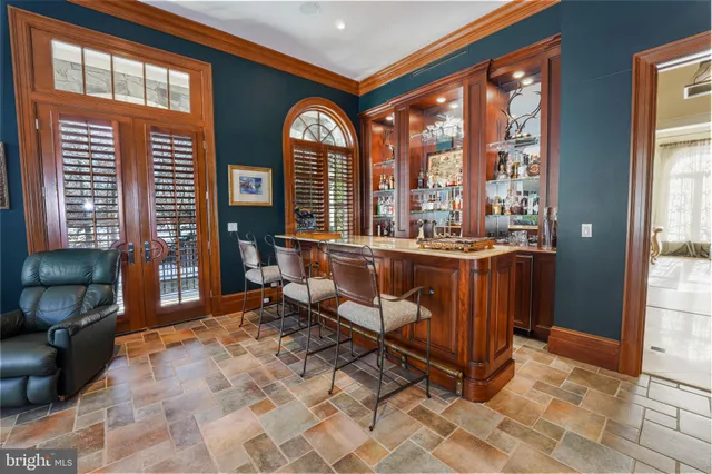 $5,200,000 | 10222 Iron Gate Road, Potomac, MD 20854