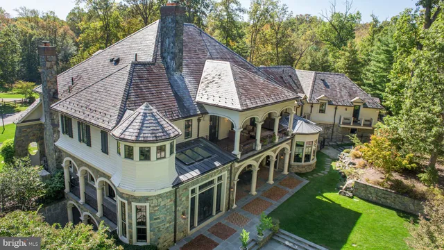 $5,200,000 | 10222 Iron Gate Road, Potomac, MD 20854