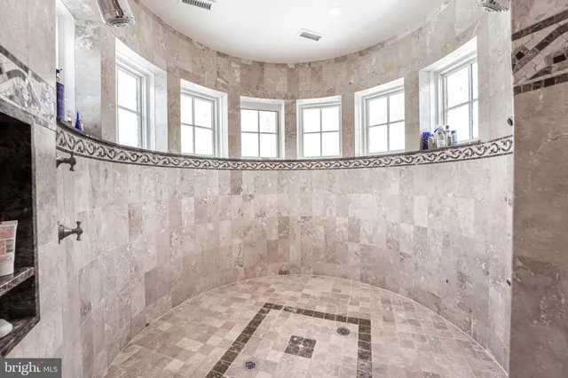 $5,200,000 | 10222 Iron Gate Road, Potomac, MD 20854