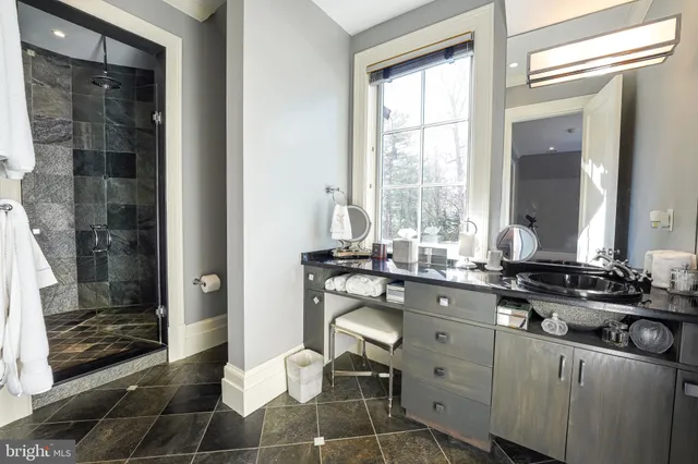 $5,200,000 | 10222 Iron Gate Road, Potomac, MD 20854