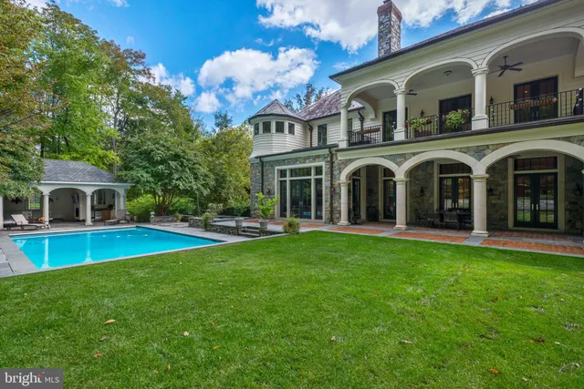 $5,200,000 | 10222 Iron Gate Road, Potomac, MD 20854