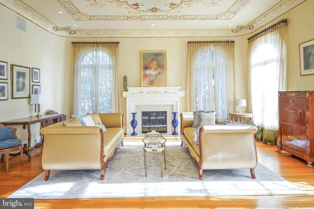 $5,200,000 | 10222 Iron Gate Road, Potomac, MD 20854