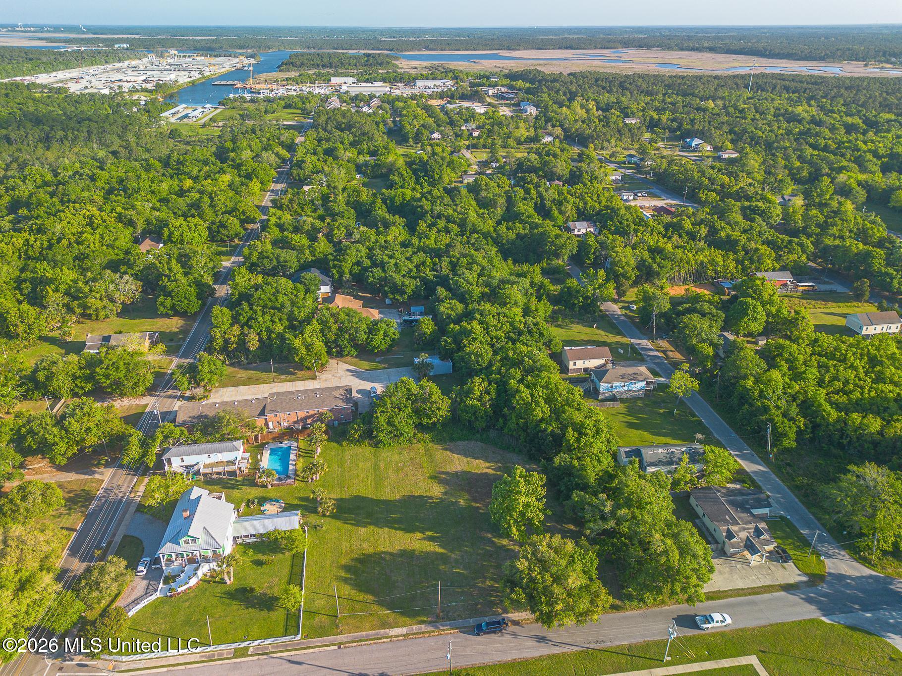 300 Ladnier Street Pass Christian, MS 39571 - Photo 6 of 10 Ladnier-74