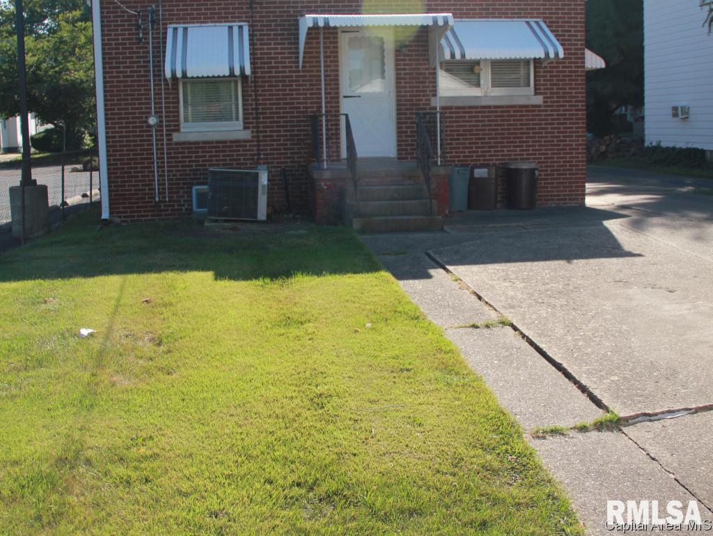 1319 North 6th Street Springfield, IL 62702 - Photo 9 of 11