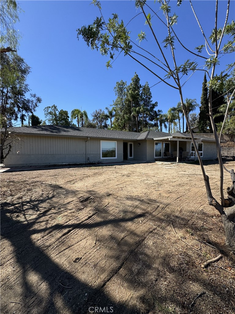 15521 Saddleback Road Woodcrest, CA 92506 - Photo 5 of 24 a view of lake with house
