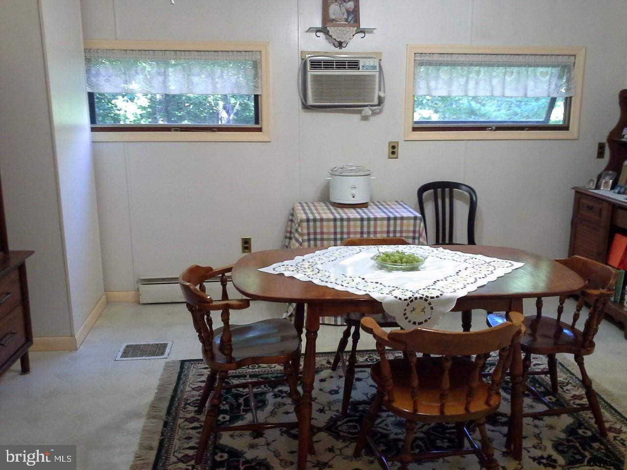 193 Pond Road Delta, PA 17314 - Photo 6 of 13 Gallery Image 6