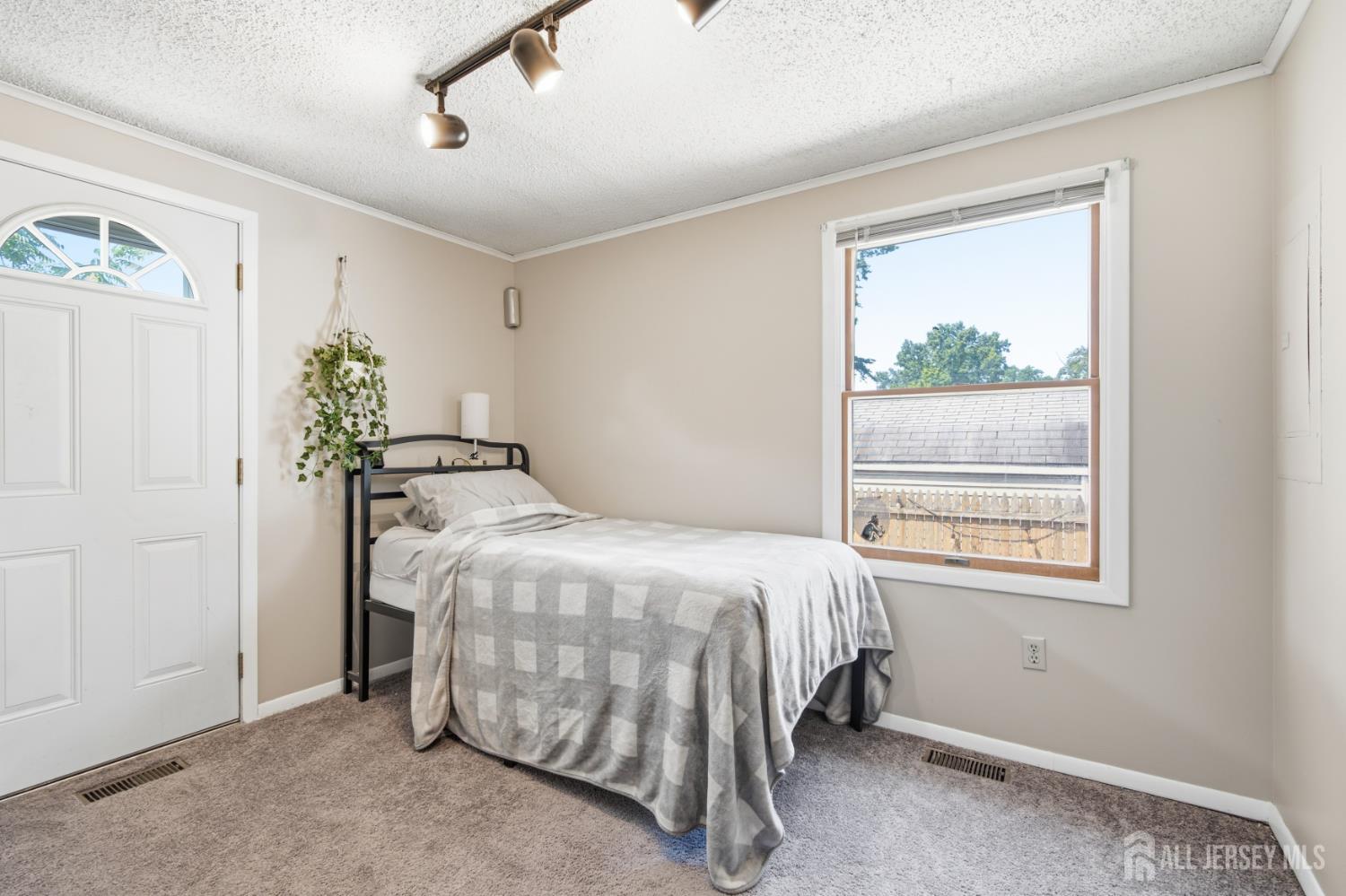 16 Avenue B Helmetta, NJ 08828 - Photo 16 of 28