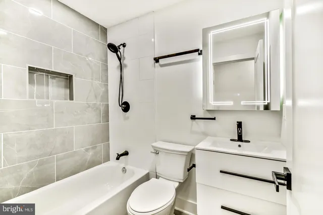 $359,900 | 5640 Wyndale Avenue, Philadelphia, PA 19131