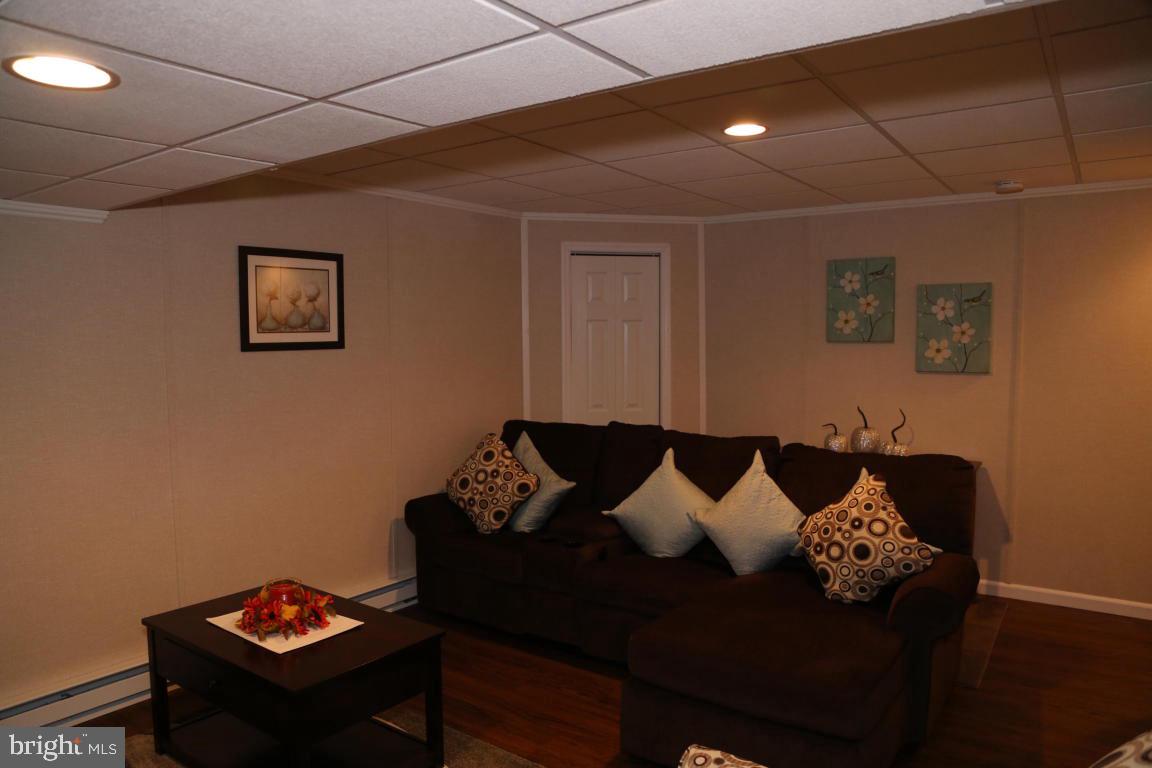 1510 Book Road Lancaster, PA 17602 - Photo 12 of 36 Gallery Image 12