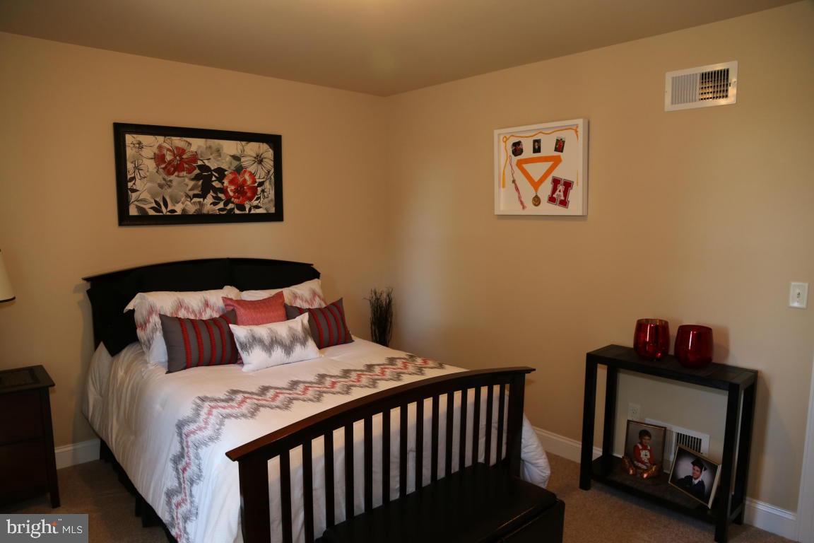 1510 Book Road Lancaster, PA 17602 - Photo 18 of 36 Gallery Image 18