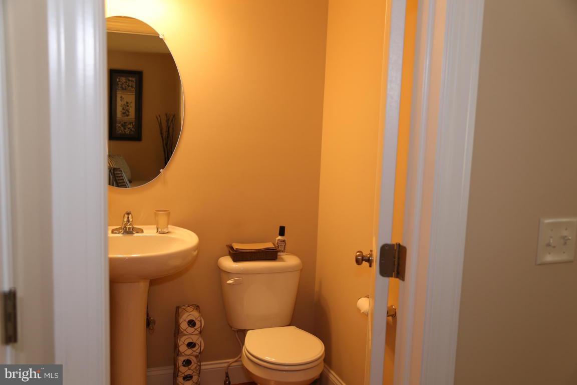 1510 Book Road Lancaster, PA 17602 - Photo 6 of 36 Gallery Image 6