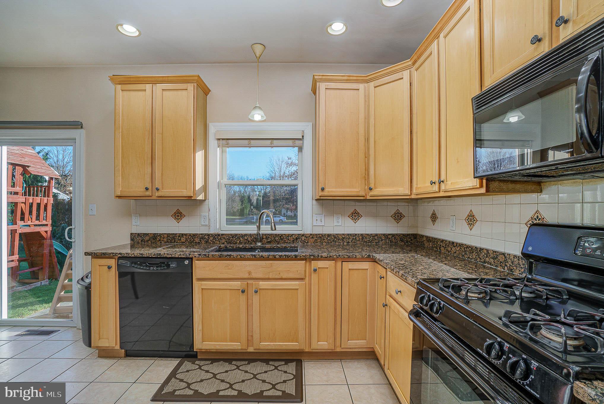 109 Creamery Road Boiling Springs, PA 17007 - Photo 14 of 35 Gallery Image 14