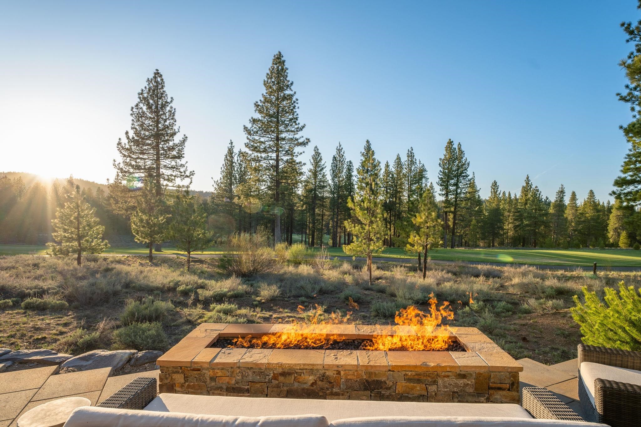 11575 Henness Road Truckee, CA 96161 - Photo 14 of 28 Gallery Image 14