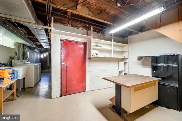 $350,000 | 1133 Knorr Street, Philadelphia, PA 19111