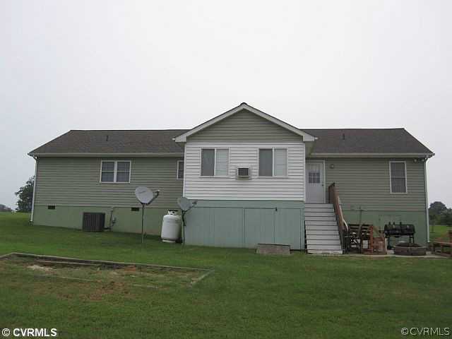 535 Levi Road Green Bay, VA 23942 - Photo 3 of 19 a view of a house with backyard