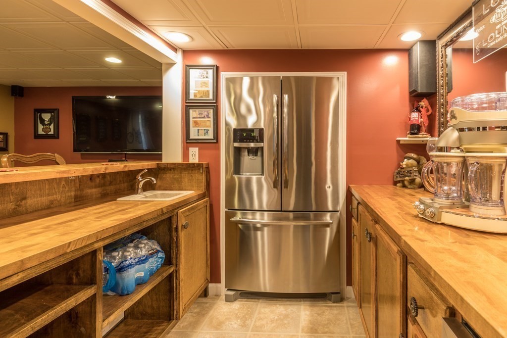 257 Tom Swamp Road Petersham, MA 01366 - Photo 22 of 32