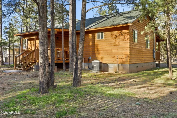 $339,899 | 2900 Long Rifle Place, Overgaard, AZ 85933