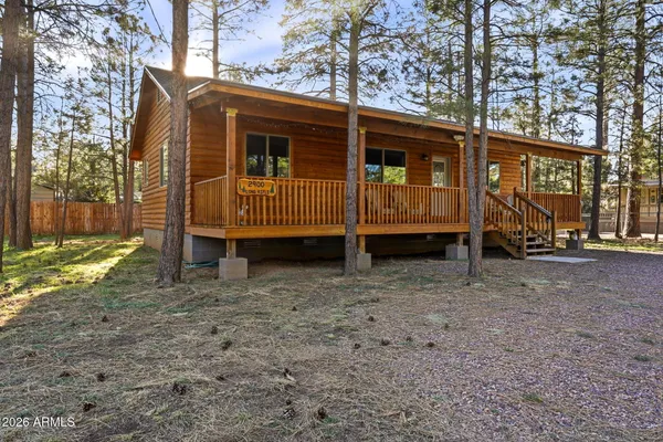 $339,899 | 2900 Long Rifle Place, Overgaard, AZ 85933