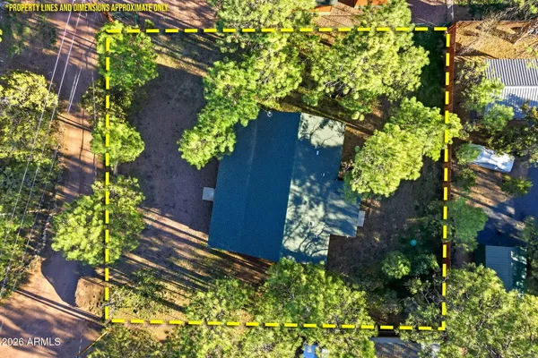 $339,899 | 2900 Long Rifle Place, Overgaard, AZ 85933