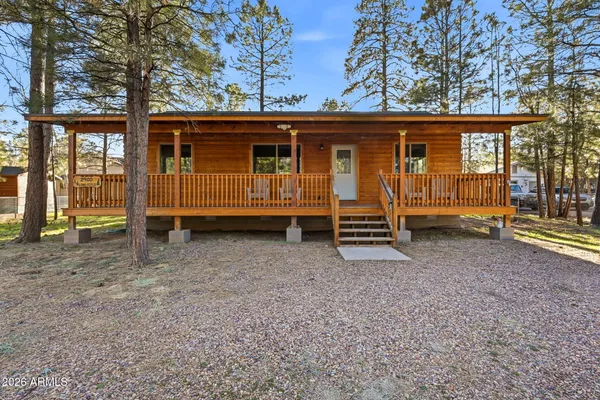 $339,899 | 2900 Long Rifle Place, Overgaard, AZ 85933