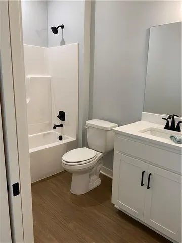 $229,900 | 324 East 2nd Street, Adrian, MO 64720