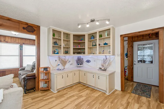 $535,000 | 222 Fishermans Isle, Brazoria, TX 77422