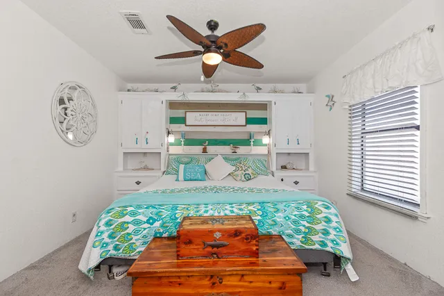 $535,000 | 222 Fishermans Isle, Brazoria, TX 77422