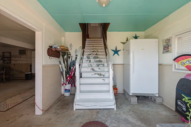 $535,000 | 222 Fishermans Isle, Brazoria, TX 77422