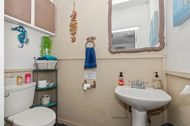 $535,000 | 222 Fishermans Isle, Brazoria, TX 77422