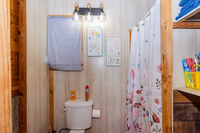 $535,000 | 222 Fishermans Isle, Brazoria, TX 77422