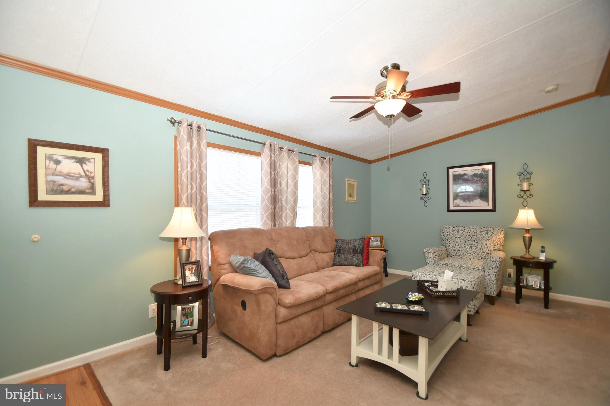 203 Bengies Road Middle River, MD 21220 - Photo 5 of 25 Living Room