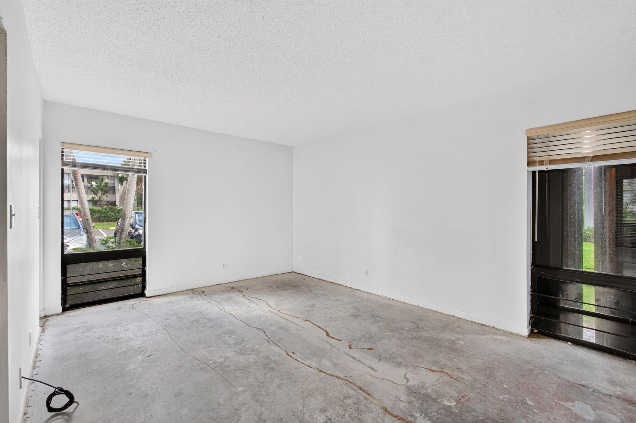 6534 Spring Bottom Way, Unit 124 Boca Raton, FL 33433 - Photo 12 of 31 12_Primary-Bedroom