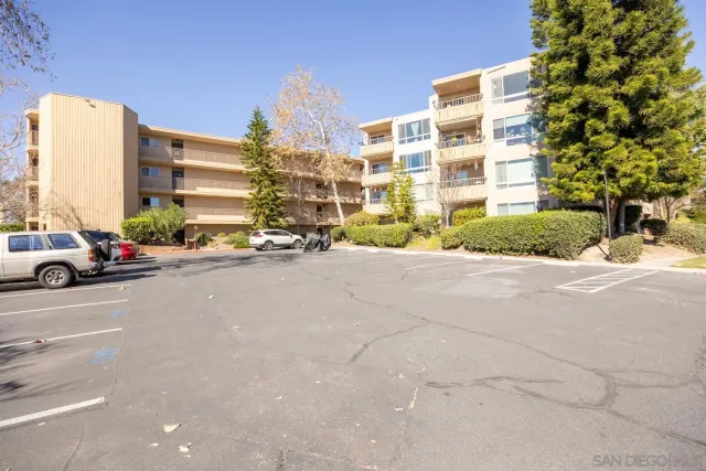 a view of a tennis court