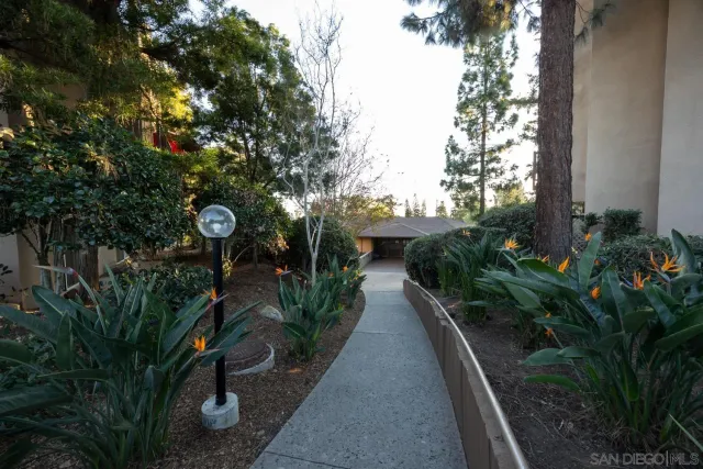 $409,000 | 5704 Baltimore Drive, Unit 304, La Mesa, CA 91942