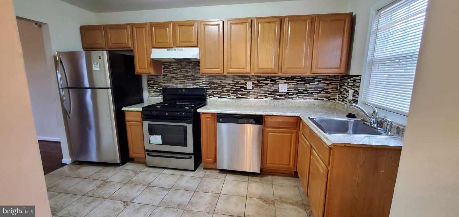3335 Fieldview Road Gwynn Oak, MD 21207 - Photo 11 of 51